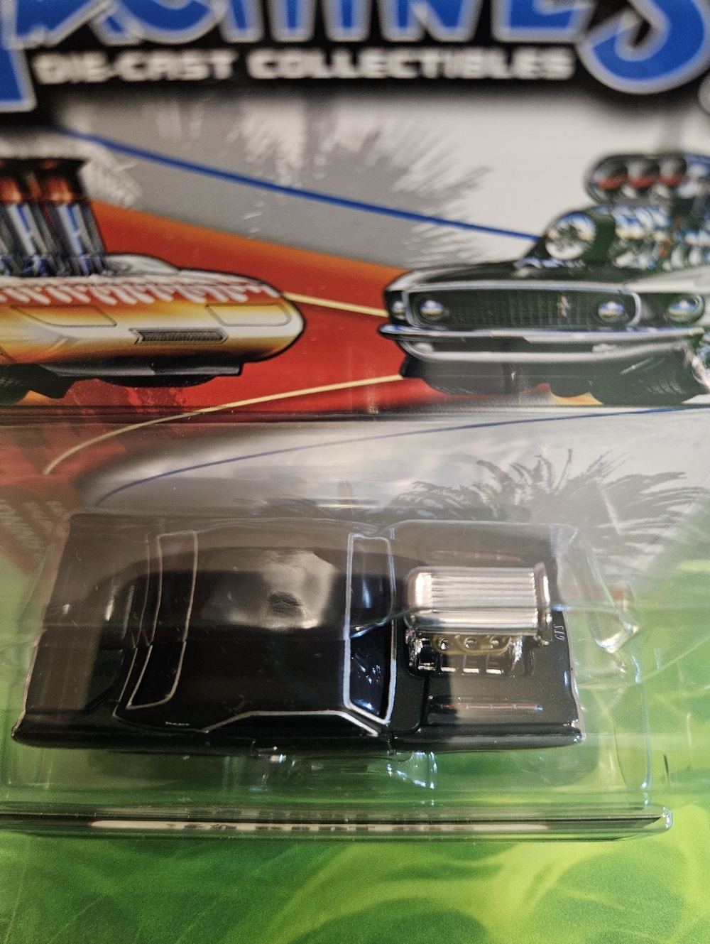 Vintage Muscle Machines'68 Dart GTS Die-Cast Car - Dark Green - Picture 4 of 4